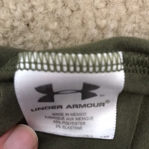 Under armour heat gear L and cold gear XL bundle - Picture 6 of 8